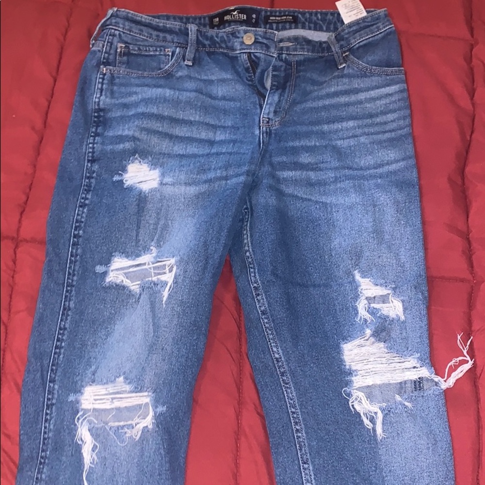 Size 13R Hollister High Rise Mom Jean